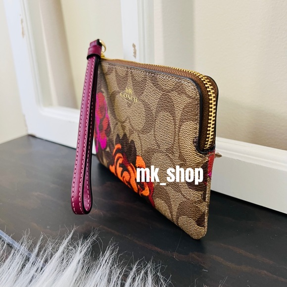 COACH Signature Canvas Corner Zip Wristlet Wallet Jumbo Floral Print - Picture 3 of 13